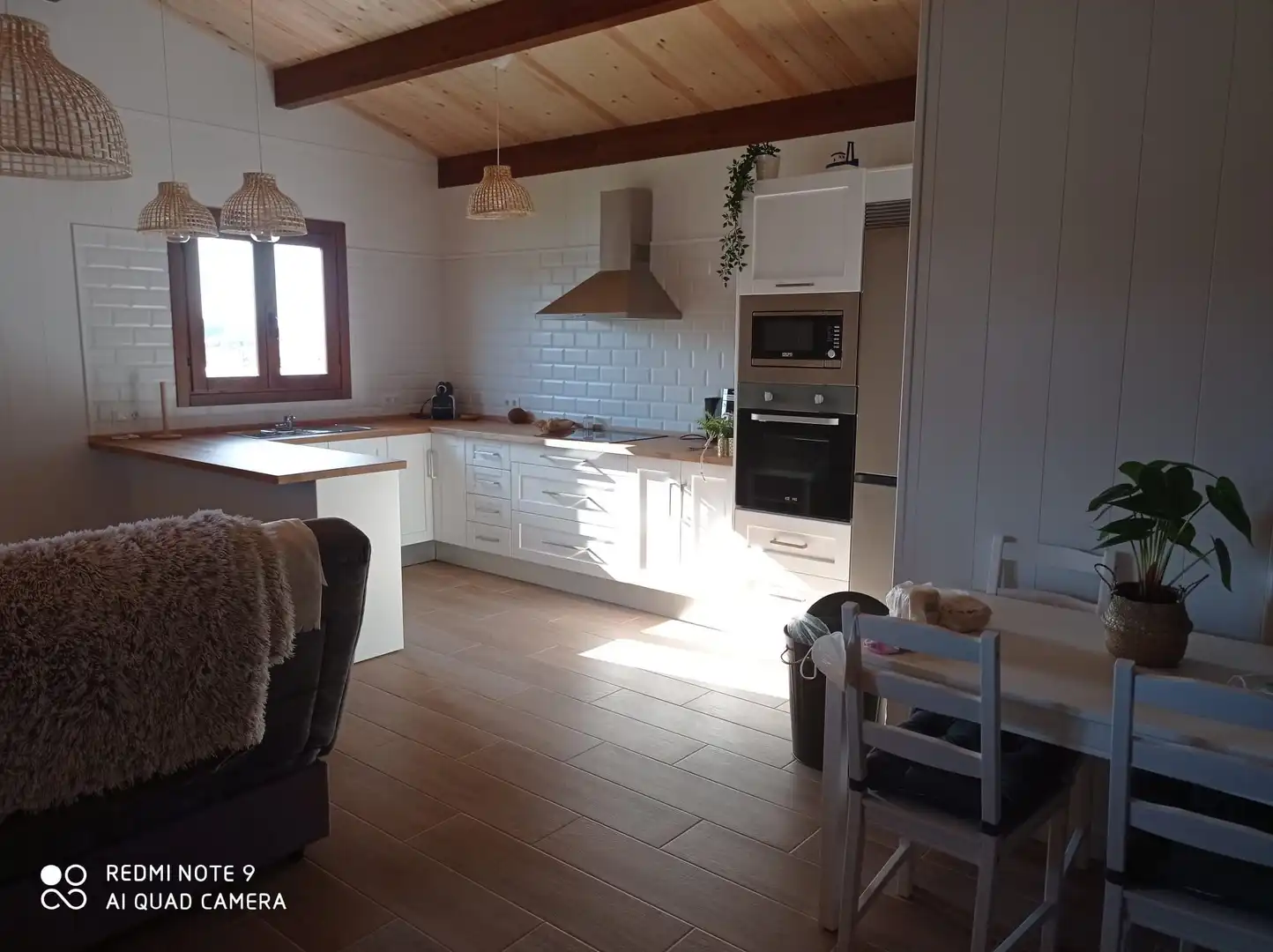 Cuina de Casa o xalet de lloguer en Chiclana de la Frontera amb Aire condicionat, Jardí privat i Terrassa