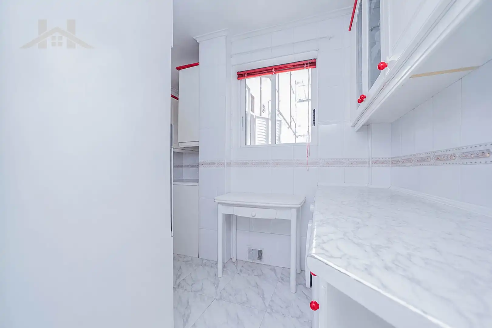 Cocina de Piso en venta en Madrid con Calefacción, Parquet y Amueblado