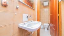 Badezimmer von Wohnung zum verkauf in Pozuelo de Alarcón mit Klimaanlage, Heizung und Möbliert