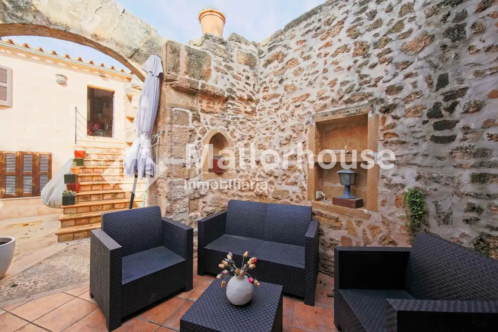 Terrace of Detached homes for sale in Alcúdia  with Air Conditioner, Private garden and Terrace