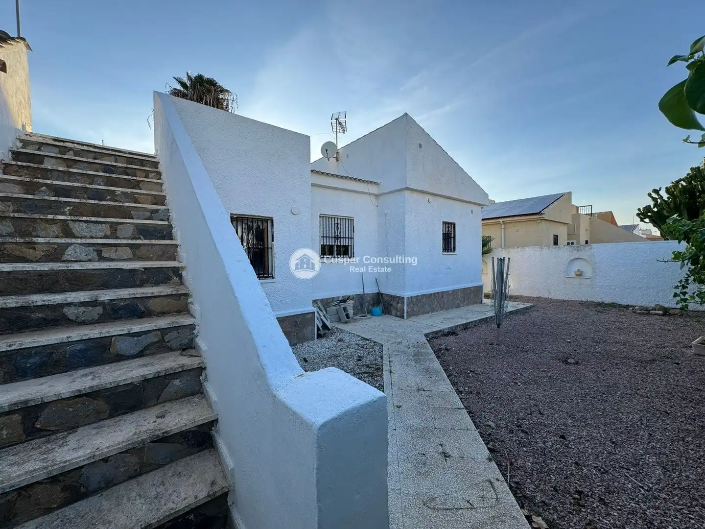 Vista exterior de Casa o chalet en venta en Torrevieja con Aire acondicionado, Terraza y Amueblado