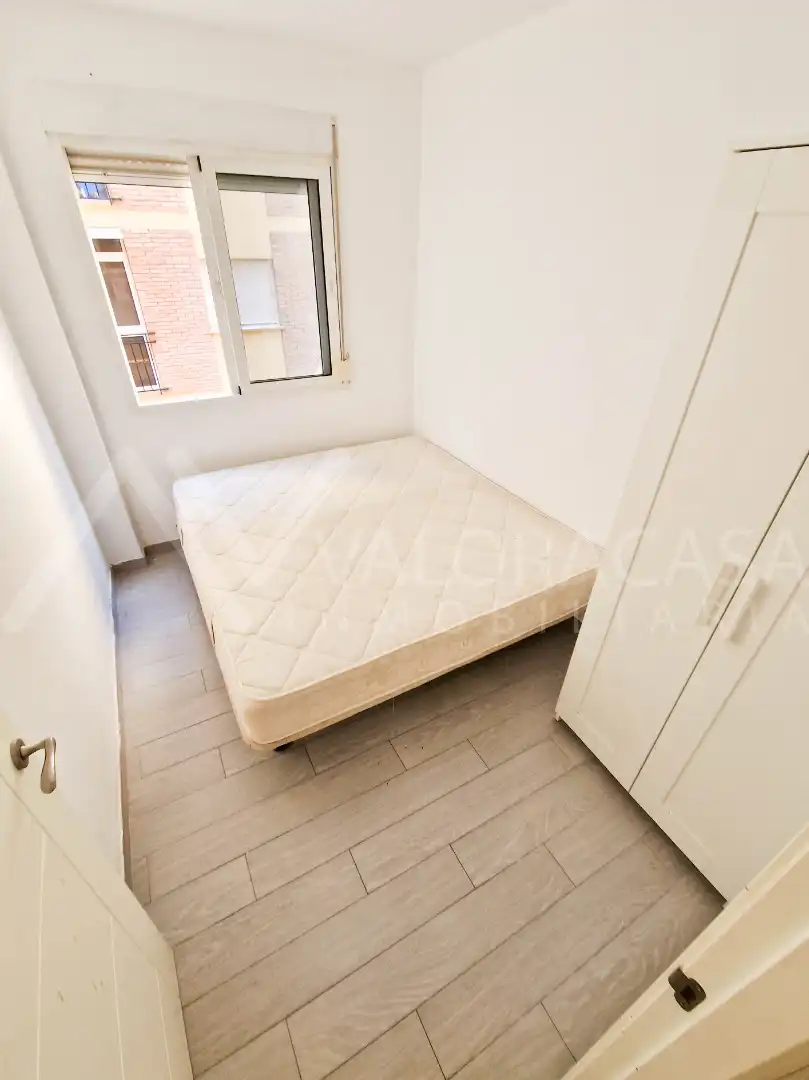 Habitación de Piso en venta en Málaga con Aire acondicionado y Amueblado