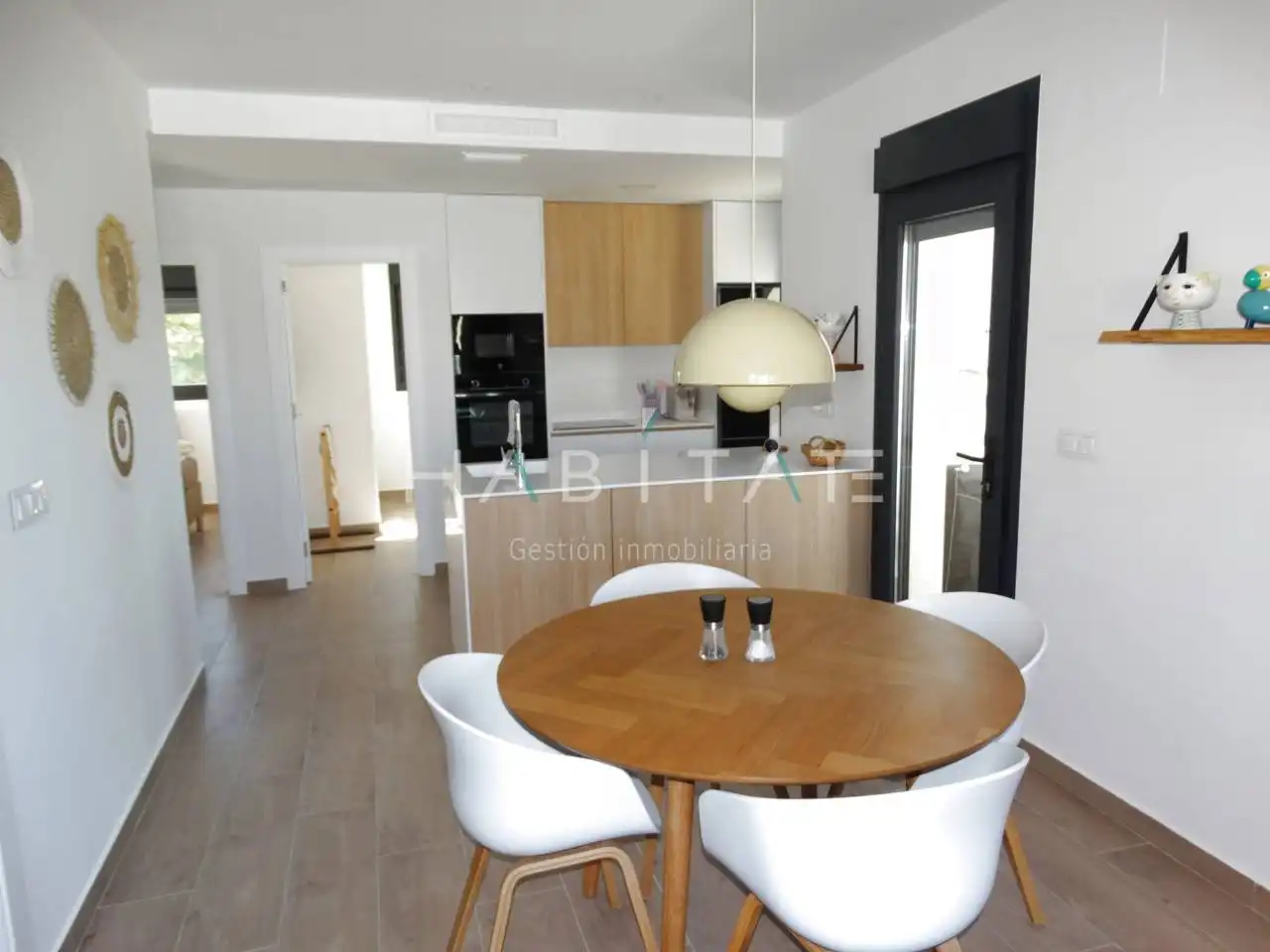 Cuina de Casa o xalet en venda en Pilar de la Horadada amb Aire condicionat, Terrassa i Moblat