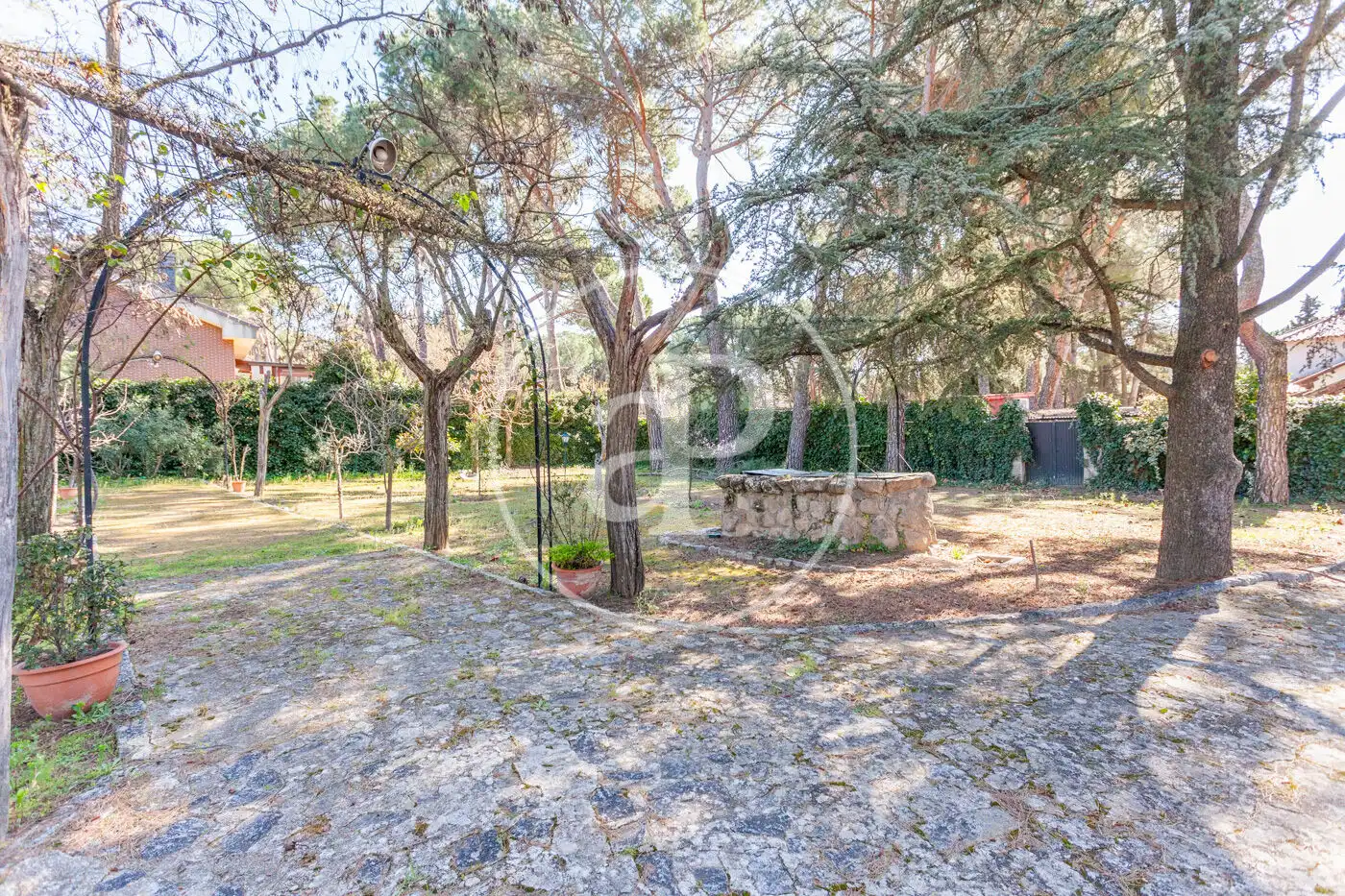 Garten von Residential zum Verkauf in Torrelodones