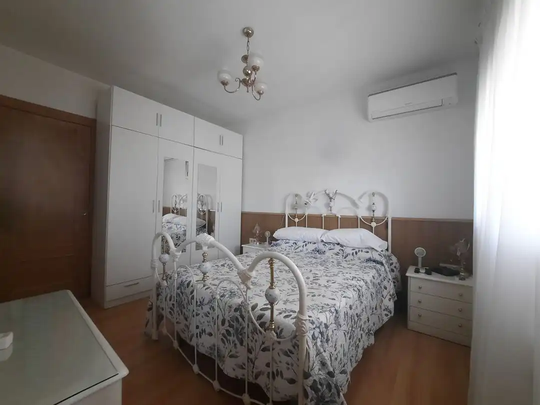 Schlafzimmer von Haus oder Chalet zum Verkauf in Escalona mit Klimaanlage, Heizung und Abstellraum
