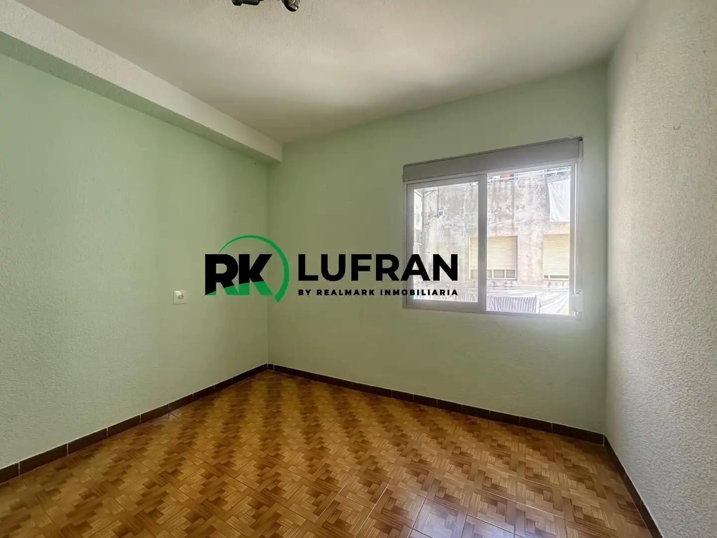 Schlafzimmer von Wohnung zum Verkauf in Alicante / Alacant mit Balkon