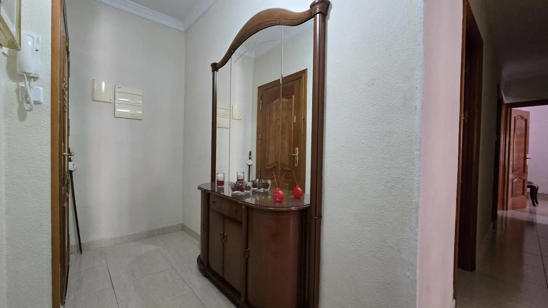 Flat for sale in Calle CRUZ DEL SUR, Pajaritos