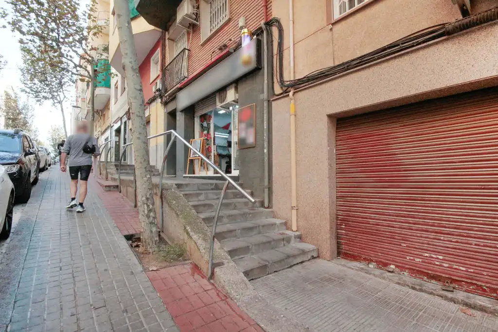 Vista exterior de Pis en venda en L'Hospitalet de Llobregat