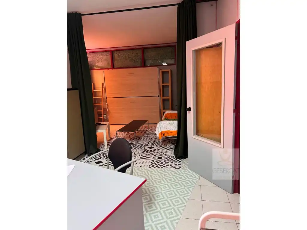 Habitación de Oficina de alquiler en Sabadell