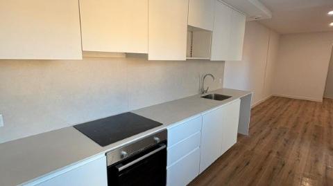 Foto 4 de Piso en venta en Avinguda de la Constitució, 145, Centre, Barcelona