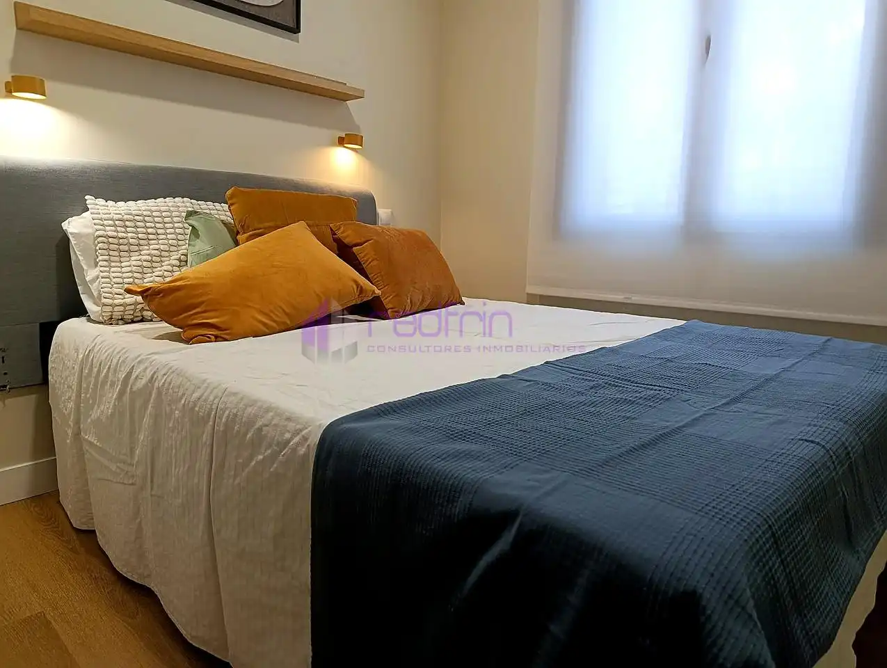 Bedroom of Flat for sale in Madrid