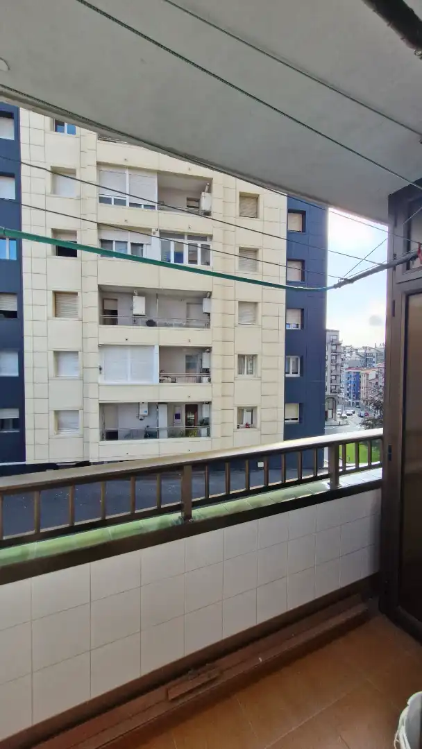 Balcony of Flat for rent in Santurtzi   with Heating, Terrace and Furnished