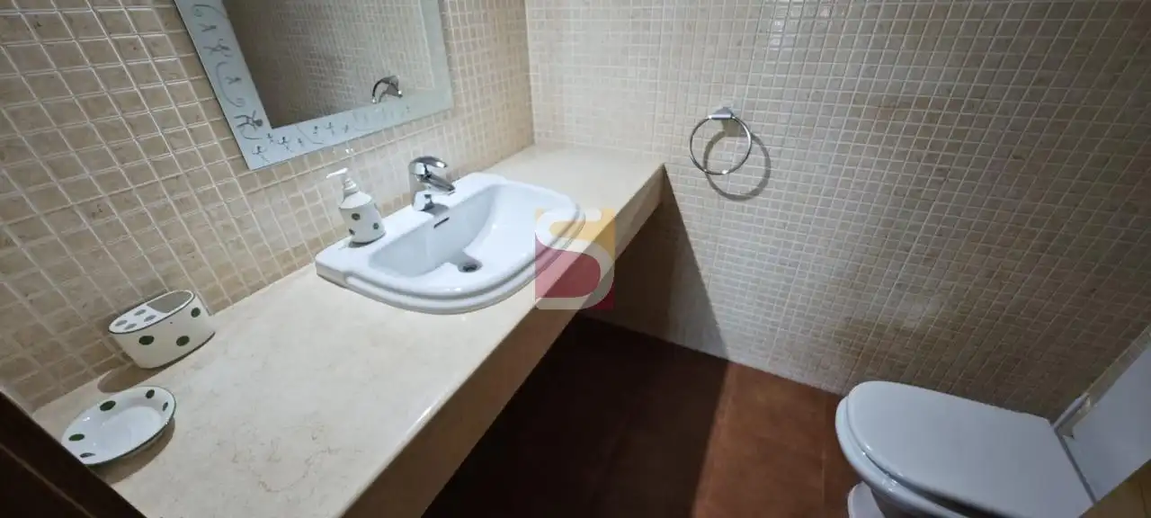 Bany de Pis de lloguer en Nigrán amb Calefacció, Terrassa i Traster