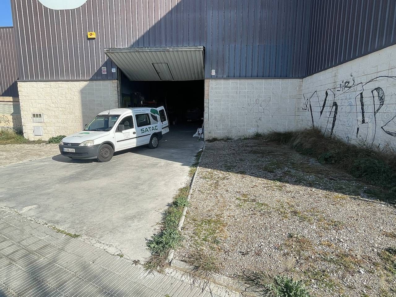 Aparcament de Nau industrial en venda en  Lleida Capital