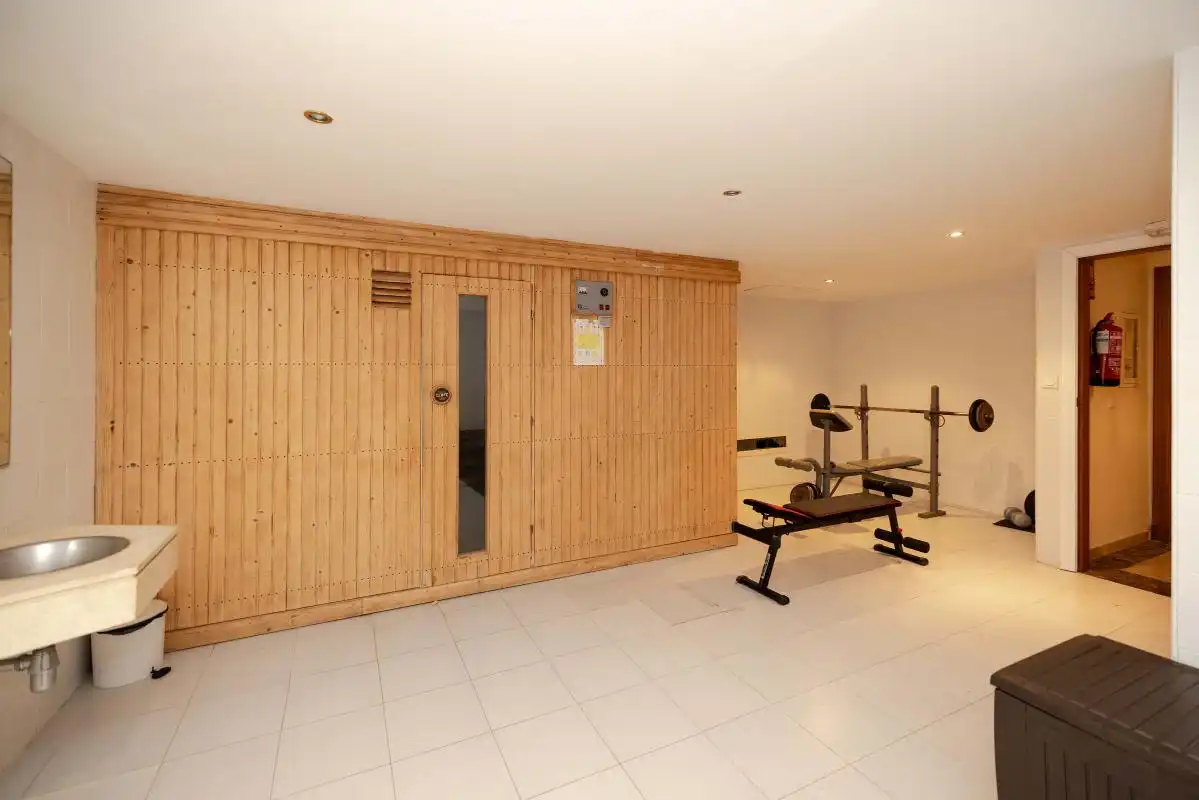Piso en venta en Marbella con Aire acondicionado, Calefacción y Jardín privado