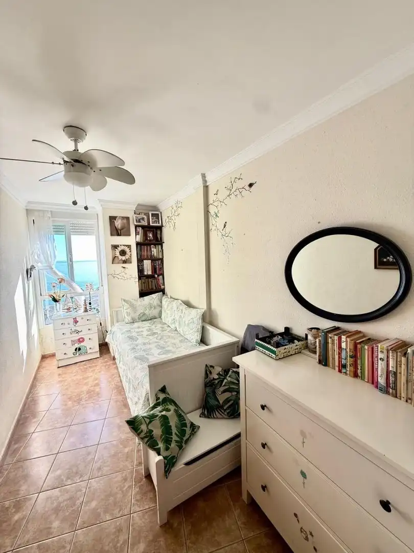 Habitación de Ático de alquiler en Vélez-Málaga con Jardín privado, Terraza y Amueblado