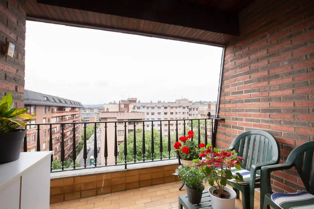 Terraza de Piso en venta en Getxo  con Calefacción, Trastero y Amueblado