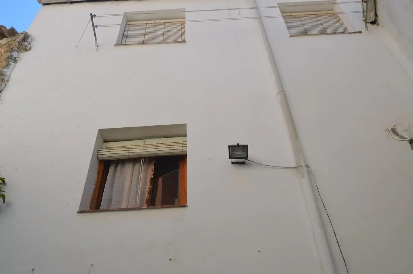 Exterior view of Houses for sale in Huete  with Furnished