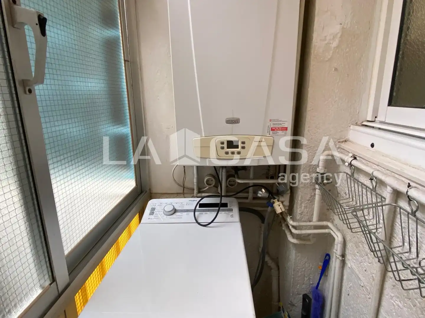 Ático en venta en Santa Coloma de Gramenet con Calefacción, Terraza y Trastero