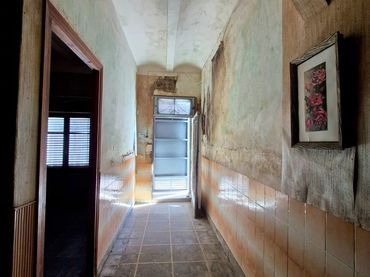 Casa con balcone in vendita a Centro