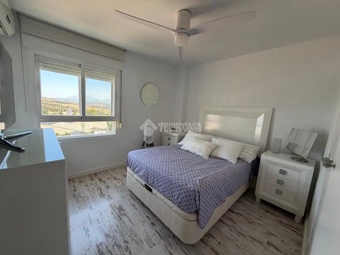 Habitación de Piso en venta en Jaén