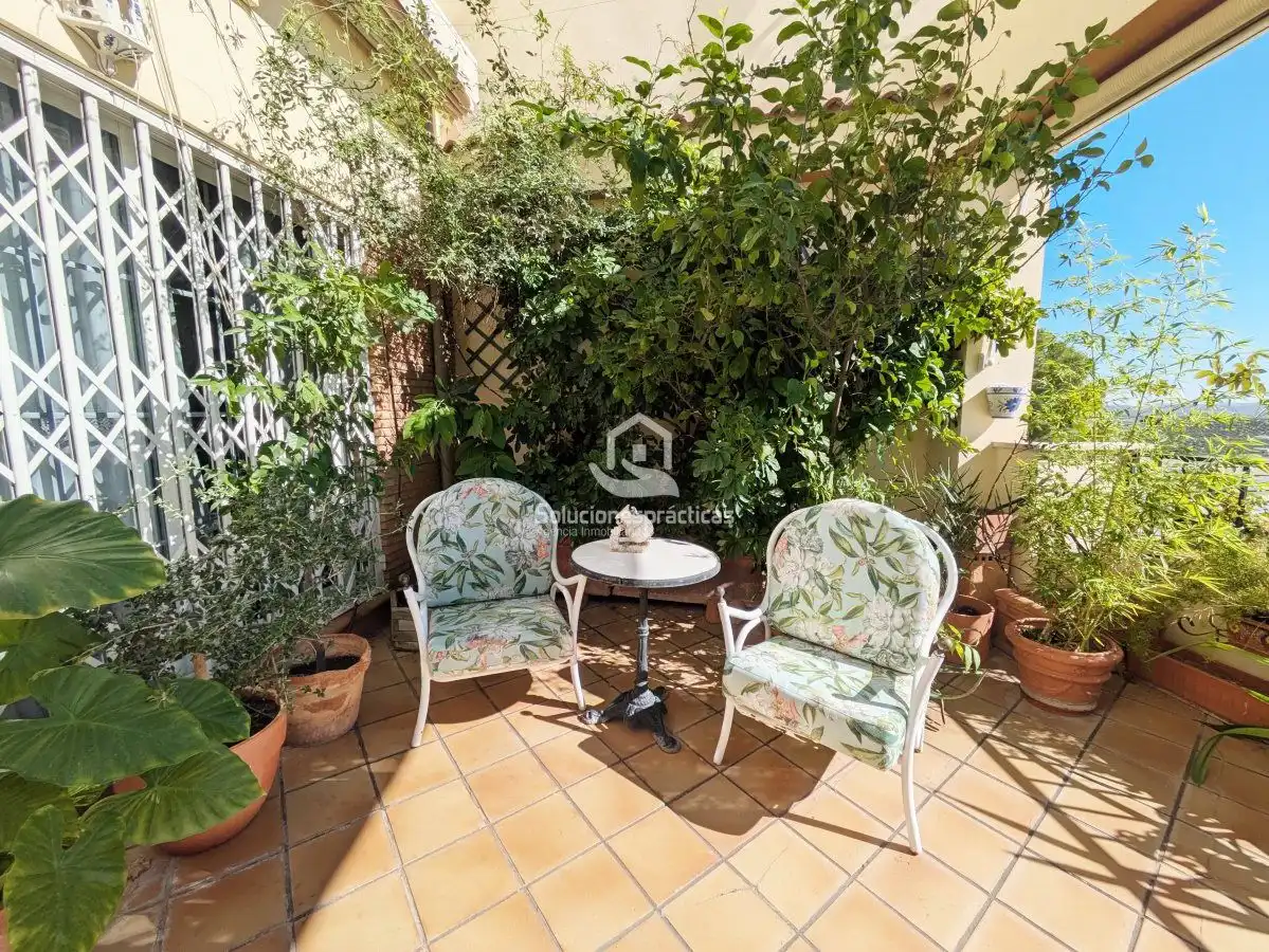 Terrassa de Casa o xalet en venda en Jaén amb Aire condicionat, Terrassa i Traster