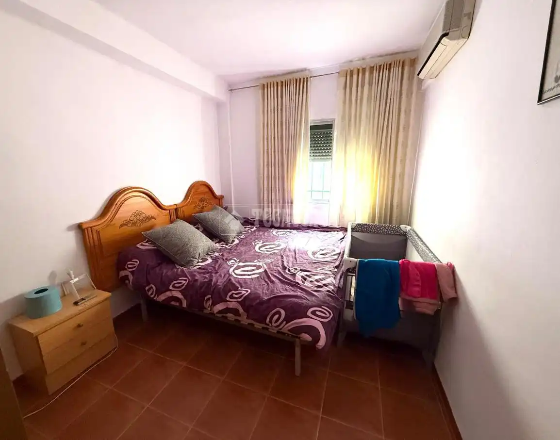 Habitación de Casa adosada en venta en San Juan de Aznalfarache