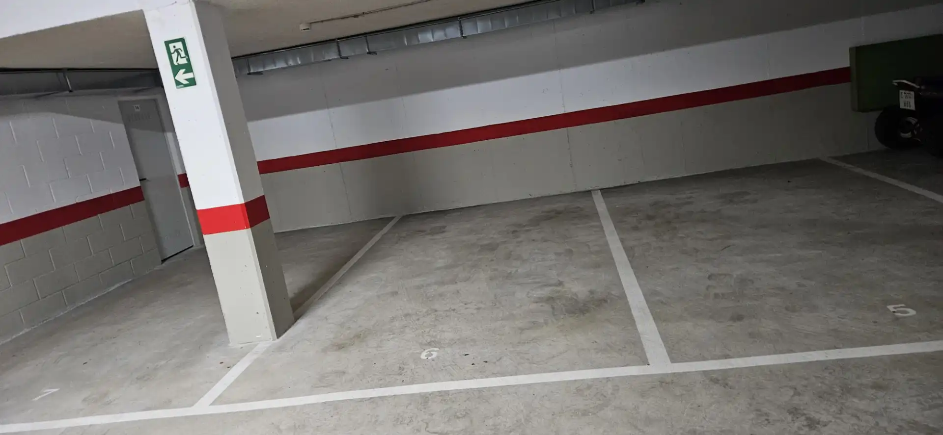 Parking de Piso de alquiler en Miengo con Calefacción, Jardín privado y Parquet