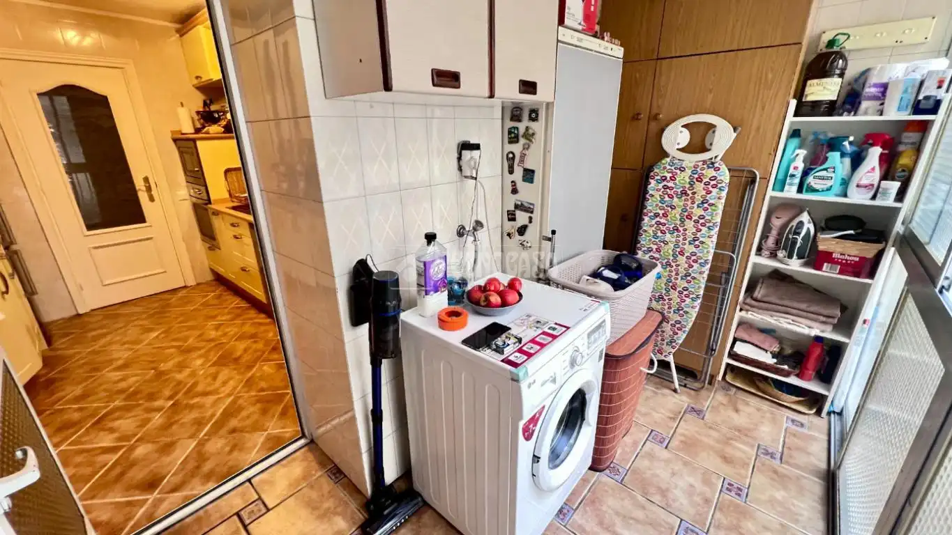 Cocina de Piso en venta en Alcalá de Henares con Aire acondicionado, Calefacción y Terraza