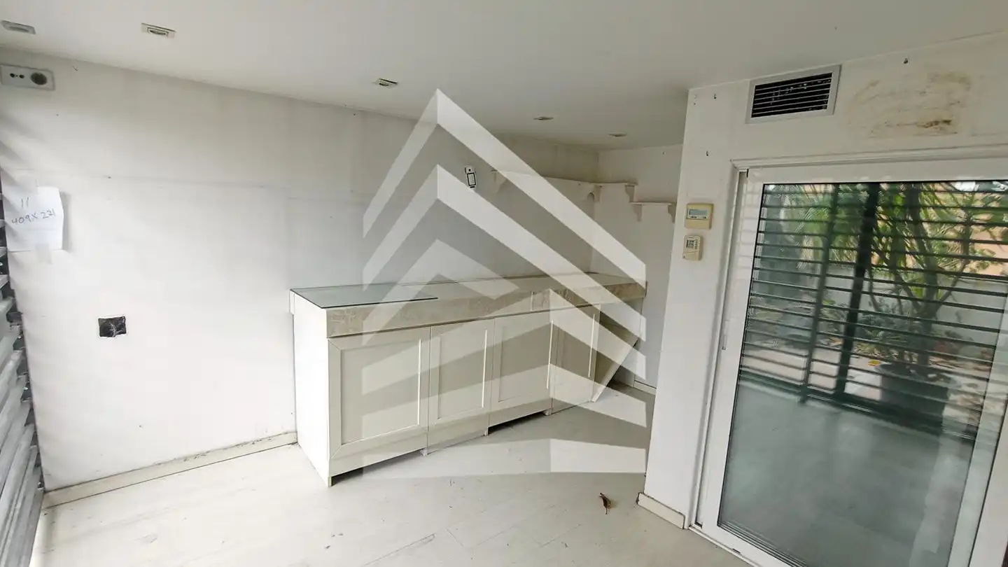 Cuina de Casa o xalet en venda en El Prat de Llobregat amb Terrassa i Balcó