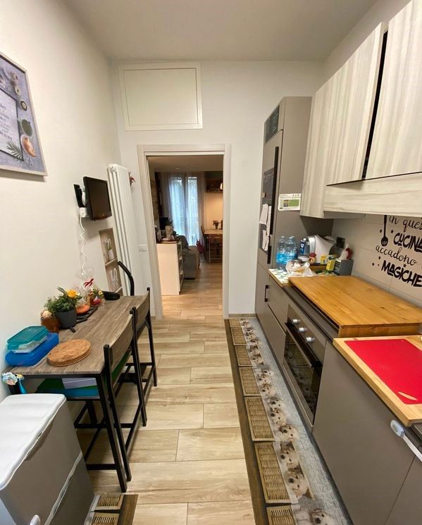 Cuina de Pis de lloguer en  Barcelona Capital amb Moblat, Es permeten mascotes i Internet