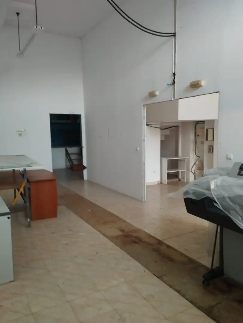 Bureau avec ascenseur à vendre à Avenida de Lugo 91, imagen 3