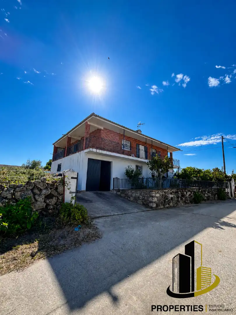 Vista exterior de Casa o xalet en venda en Cristóbal