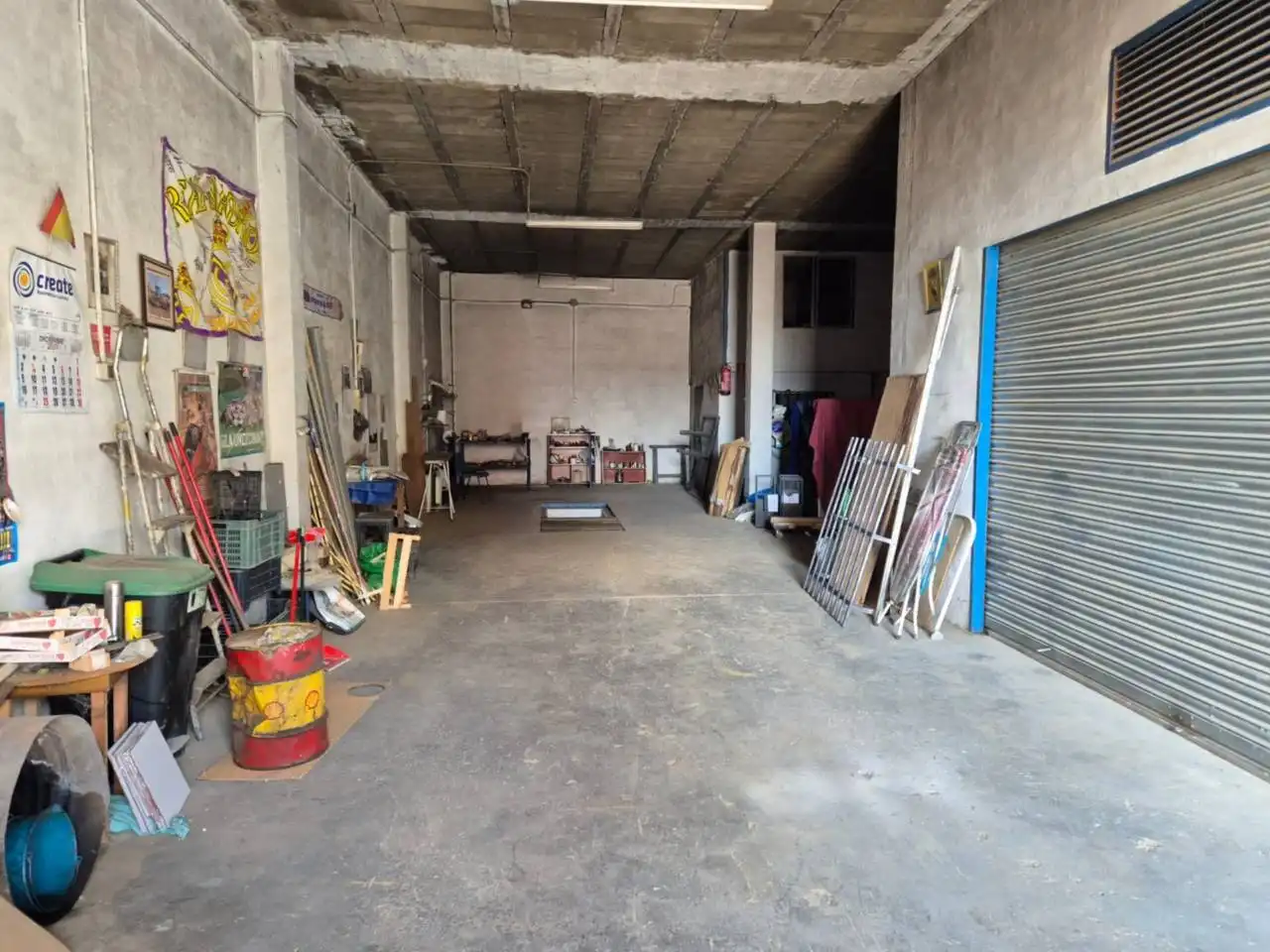 Local comercial en venda a Dehesilla de Calamón - Campomanes