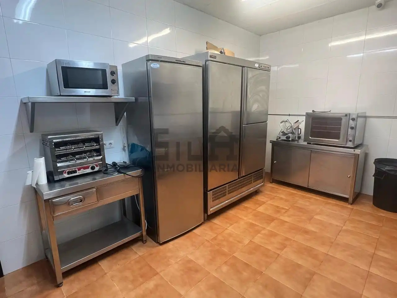 Local comercial de lloguer a As Lagoas, imagen 15