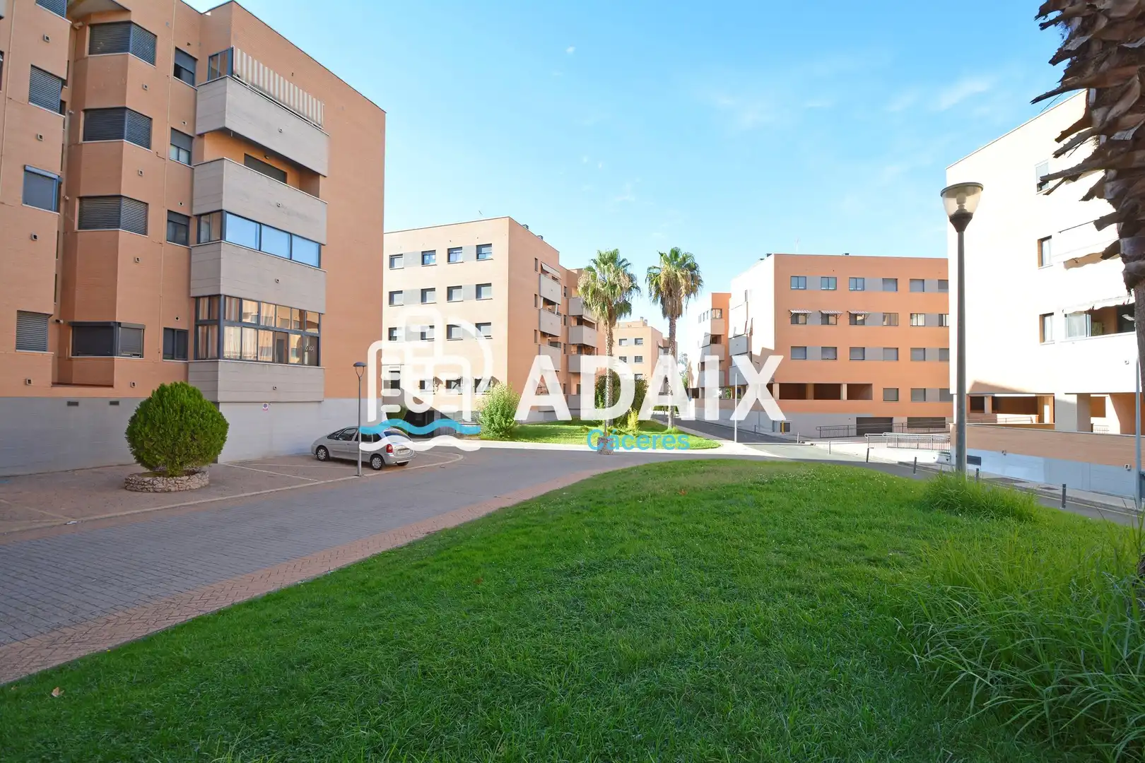 Vista exterior de Pis en venda en Cáceres amb Aire condicionat, Calefacció i Terrassa