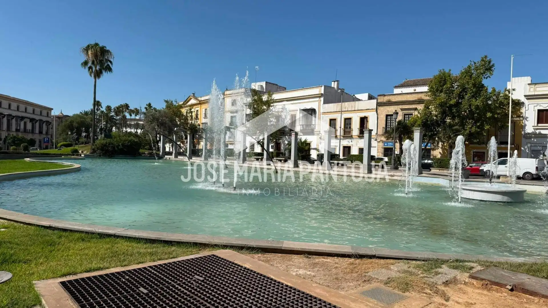 Vista exterior de Pis en venda en Jerez de la Frontera amb Aire condicionat i Traster
