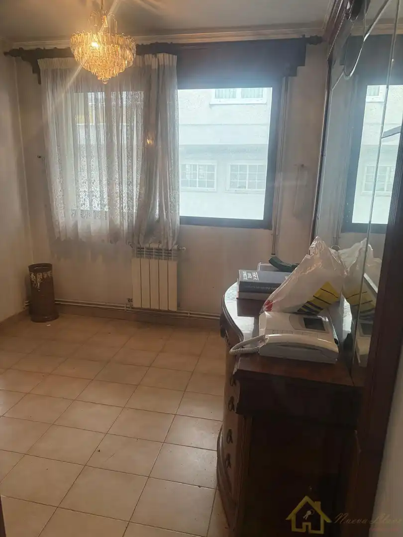 Schlafzimmer von Wohnung zum Verkauf in Lugo mit Heizung