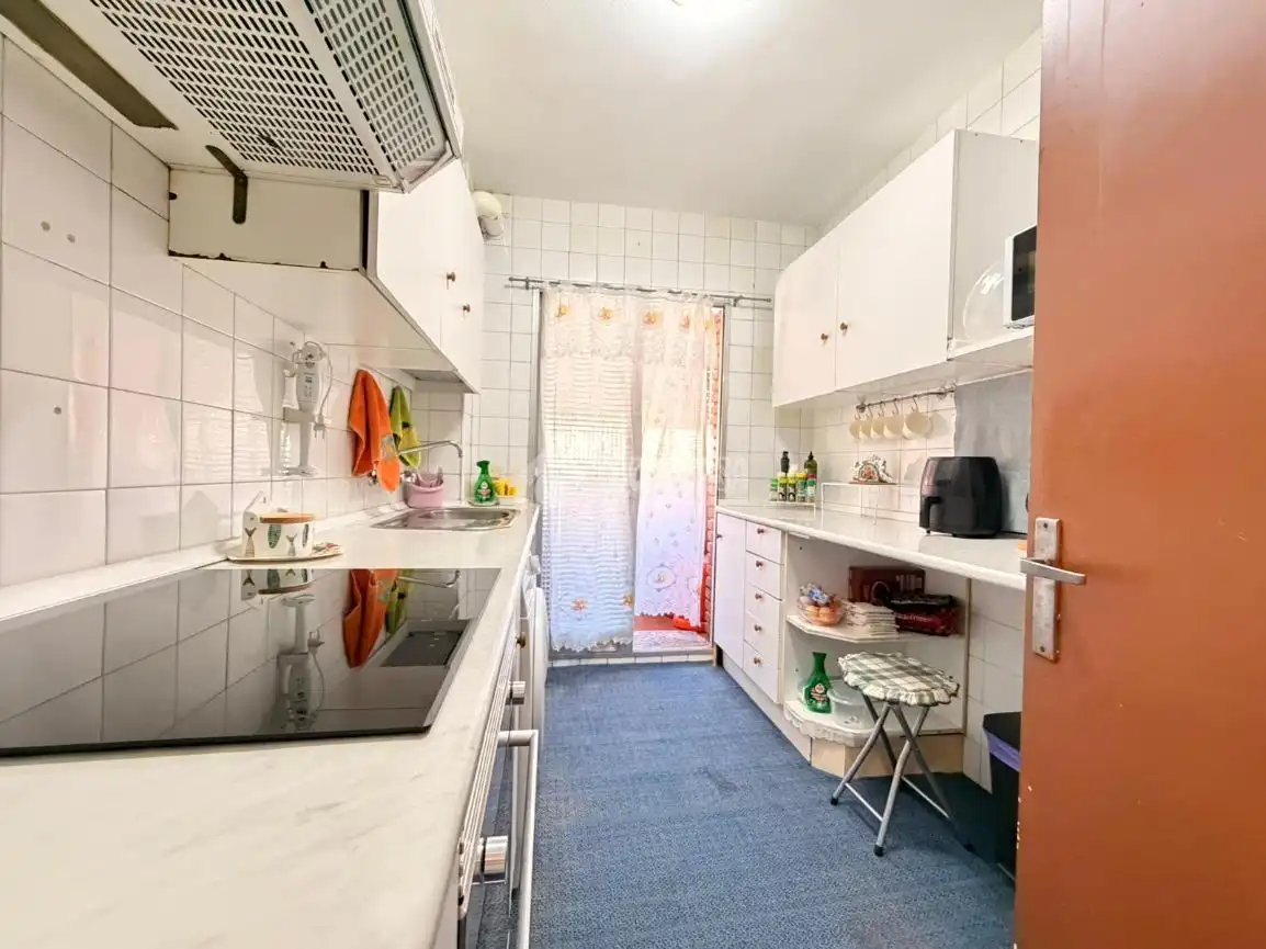 Cocina de Piso en venta en Madrid con Calefacción, Terraza y Amueblado