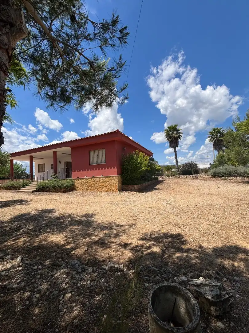 Vista exterior de Casa o chalet en venta en Catadau con Aire acondicionado, Jardín privado y Terraza