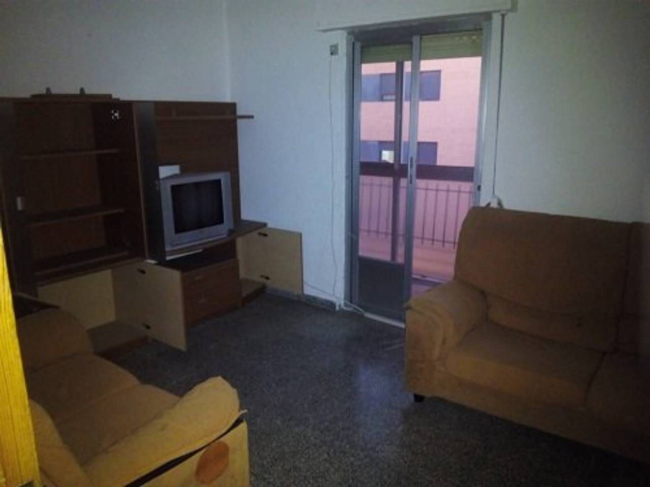 Sala d'estar de Pis en venda en  Albacete Capital amb Balcó