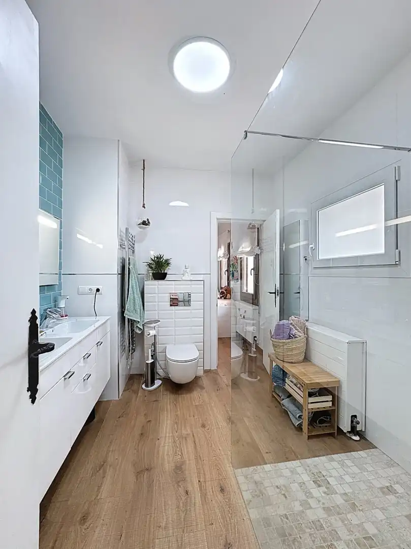 Bathroom of Houses for sale in L'Alfàs del Pi  with Air Conditioner, Heating and Private garden