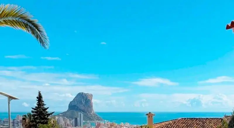 Vista exterior de Casa o chalet en venta en Calpe / Calp con Aire acondicionado, Calefacción y Jardín privado