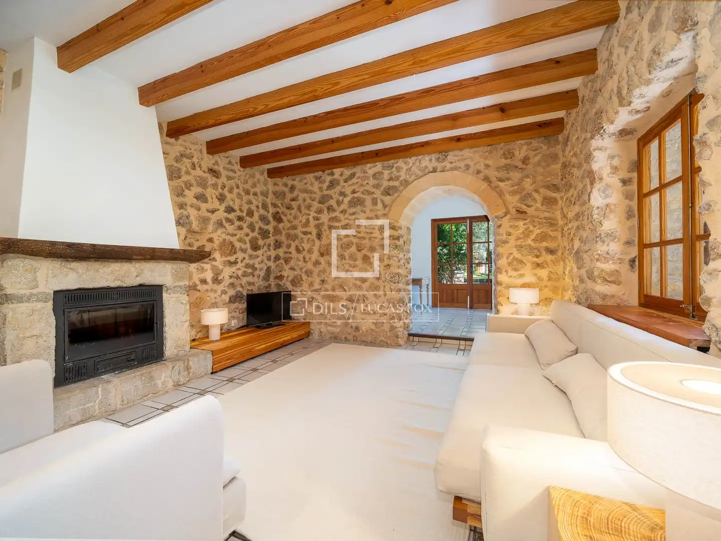 Sala de estar de Finca rústica de alquiler en Mancor de la Vall con Jardín privado, Terraza y Trastero