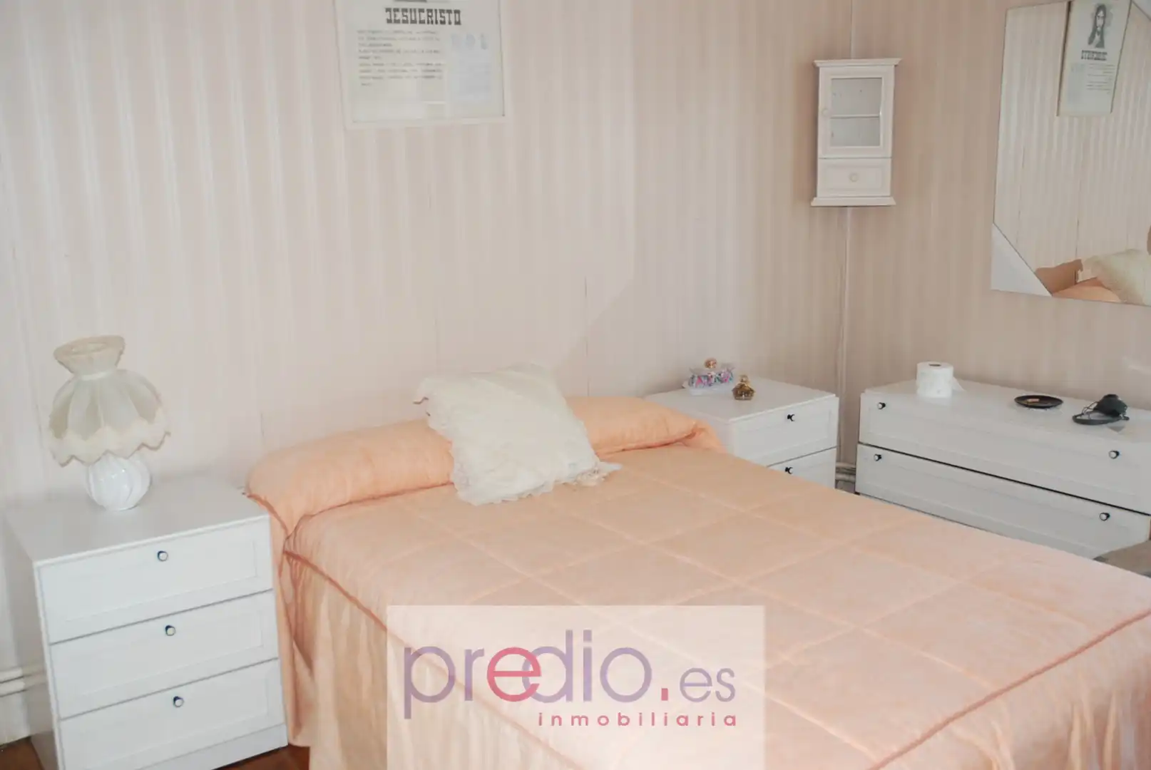 Habitación de Casa adosada en venta en Lugo con Calefacción, Jardín privado y Trastero