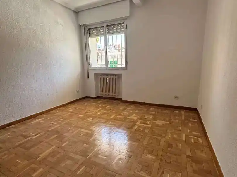 Habitación de Piso en venta en Hortaleza