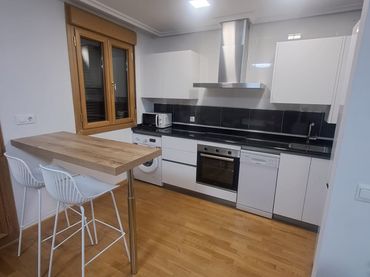 Apartament amb balcó en venda a Plaza Prado de los Guzmanes