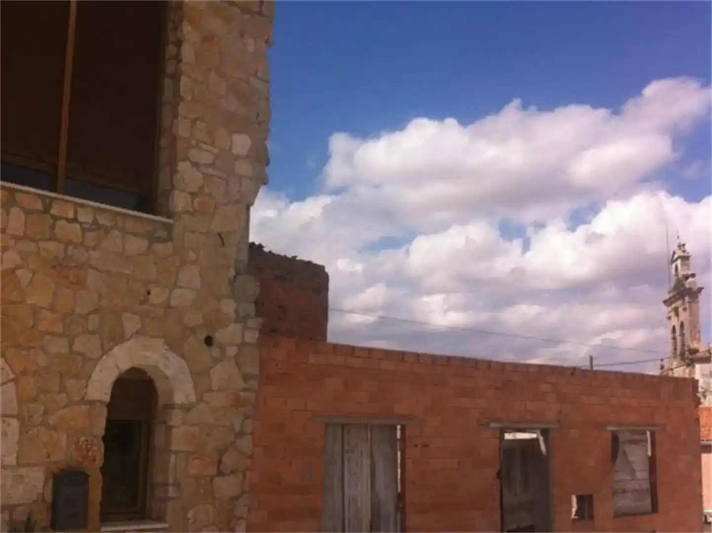 Vista exterior de Casa adosada en venda en Atapuerca