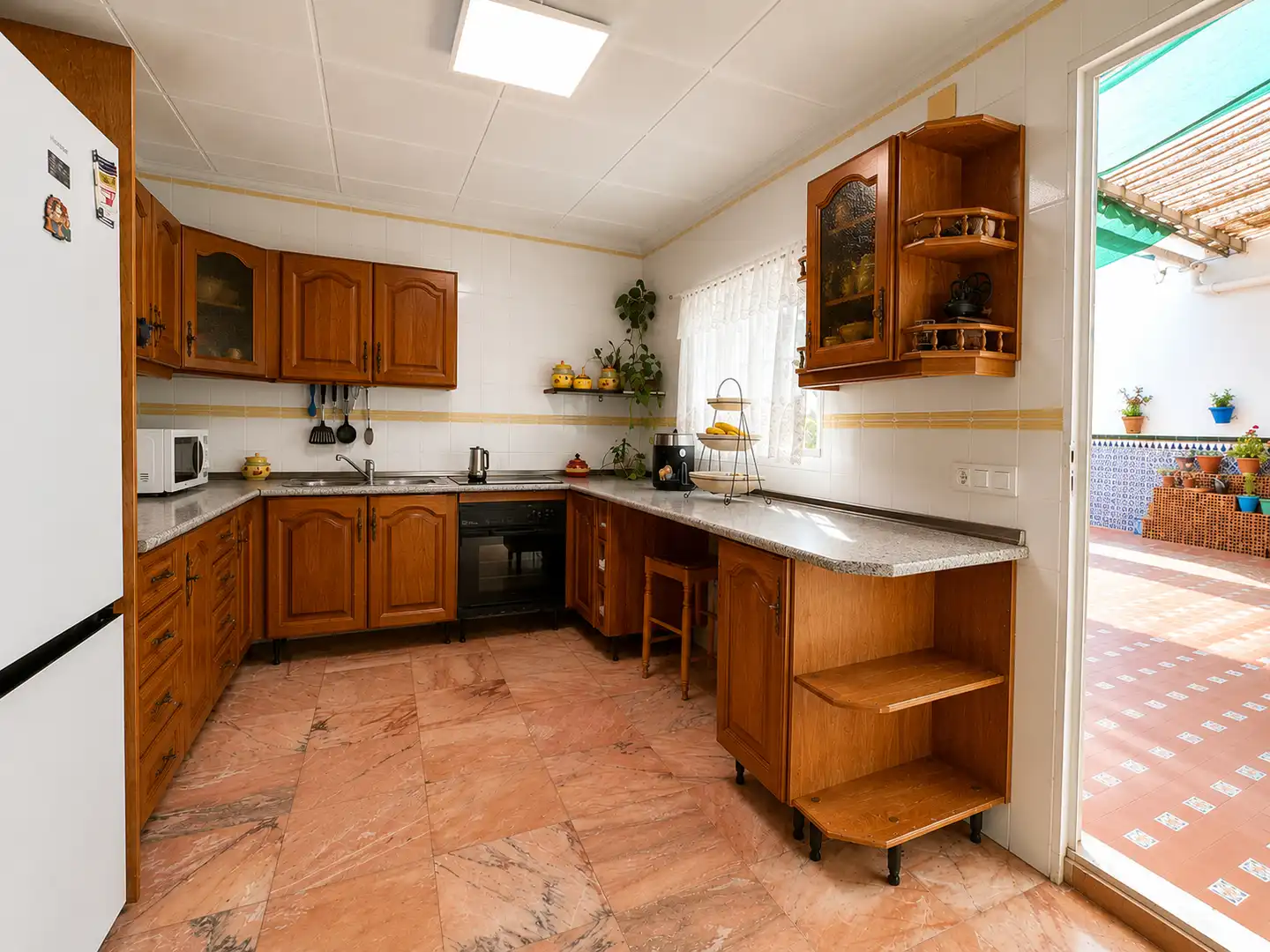 Kitchen of Houses for sale in Alcalá del Río  with Air Conditioner, Private garden and Terrace