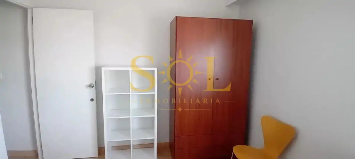 Schlafzimmer von Wohnung zur Miete in León Capital  mit Heizung, Terrasse und Möbliert